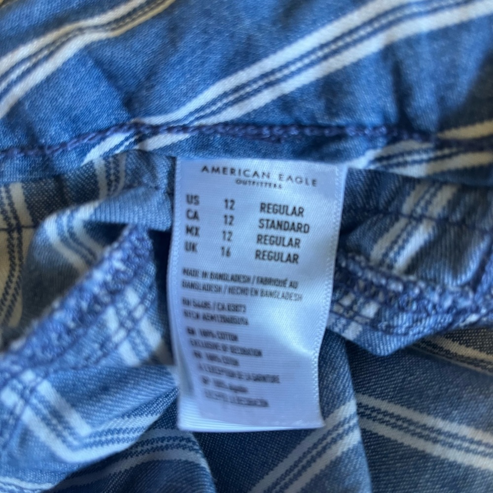 American Eagle Striped Trousers